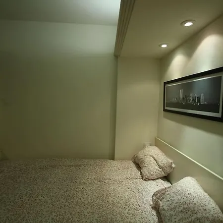 Atico Centro Terraza. C/ Moros Apartman